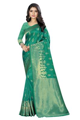 green woven  silk saree with blouse 1