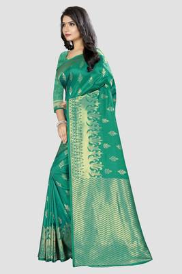 green woven  silk saree with blouse 2
