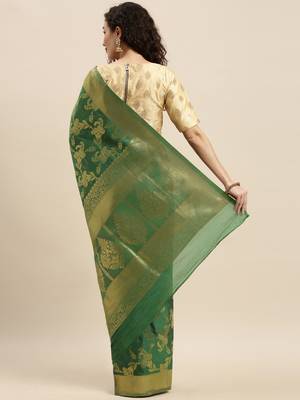 green woven  silk saree with blouse 2