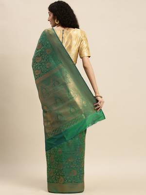 green woven silk saree with blouse 2