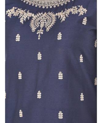 Navy Blue Embroidered Straight Kurta 6