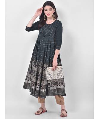 Oxford Green Printed Flared Kurta 4