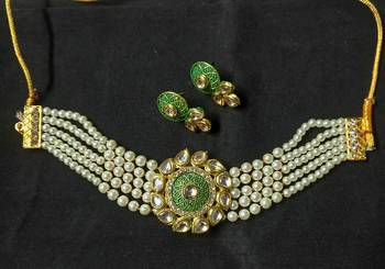 Green Meenakari Kundan Pearl Choker Jewelry Set 2