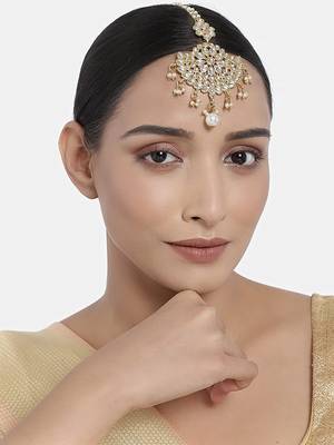 Traditional  Kundan Studded Maang Tikka for Women/Girls  1