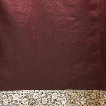 Green woven satin saree with blouse 5