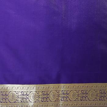 Pink woven satin saree with blouse 5