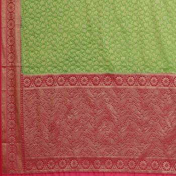 Green woven cotton saree with blouse 3