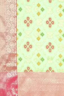 Green woven art silk saree with blouse