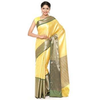 Green woven art silk saree with blouse 1