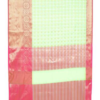 Green woven art silk saree with blouse 4