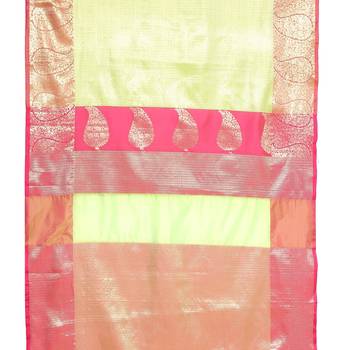 Green woven art silk saree with blouse 4