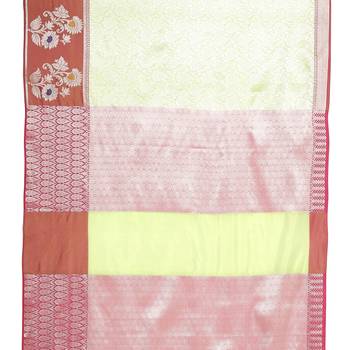 Green woven art silk saree with blouse 4