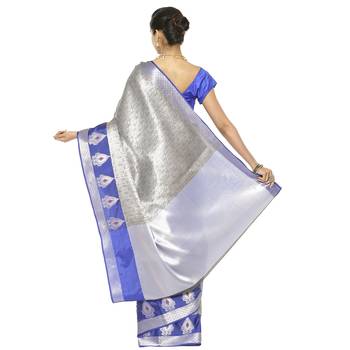 Grey woven art silk saree with blouse 3