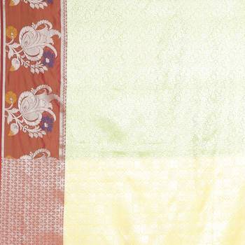 Green woven art silk saree with blouse 5