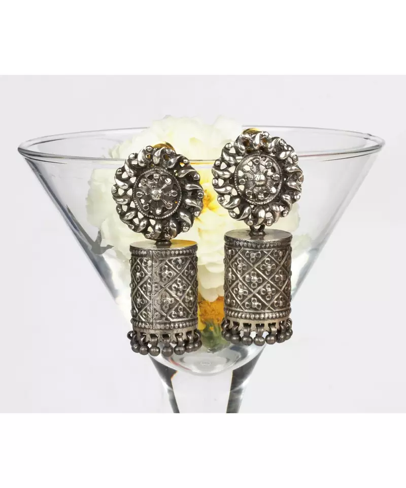 Sangeeta Boochra Silver Earrings