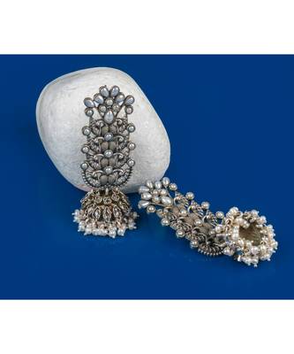 Sangeeta Boochra Silver Earrings 1