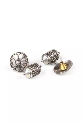 Sangeeta Boochra Silver Earrings