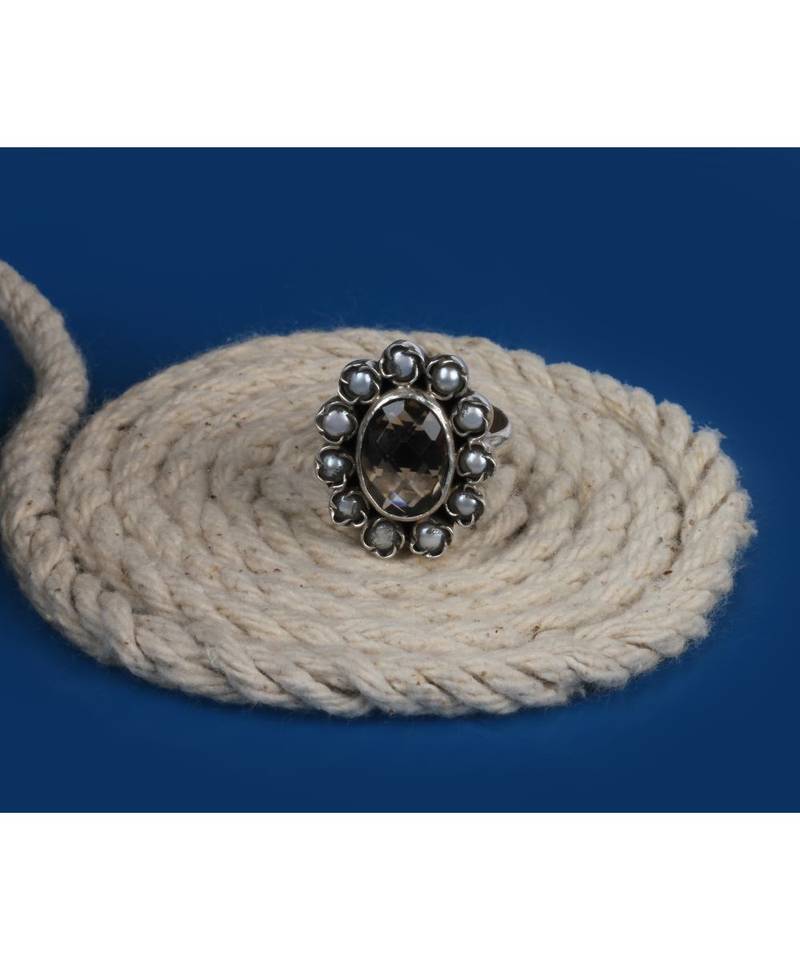 Sangeeta Boochra Silver Ring