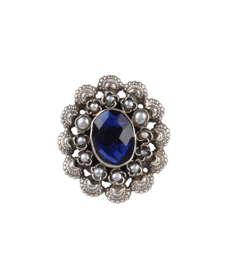 Sangeeta Boochra Silver Ring