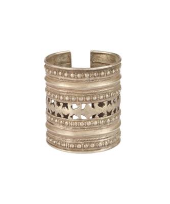 Sangeeta Boochra Silver Bangle 2