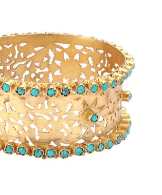 Sangeeta Boochra Silver Bangle With 24K Gold Plating 4