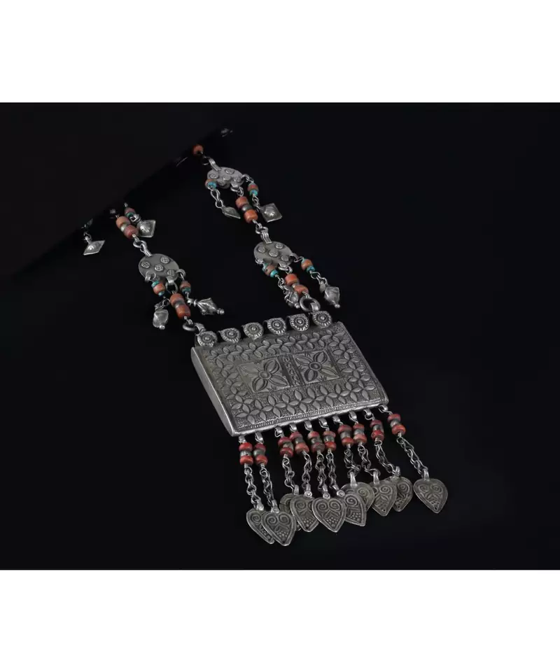 Sangeeta Boochra Silver Necklace