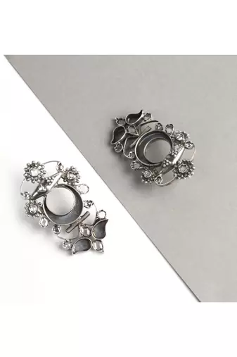 Sangeeta Boochra Silver Earrings