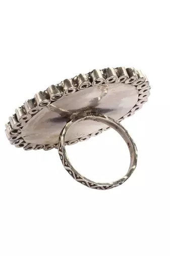 Sangeeta Boochra Silver Ring