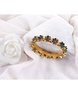 Sangeeta Boochra Silver Bangle With 24K Gold Plating 1