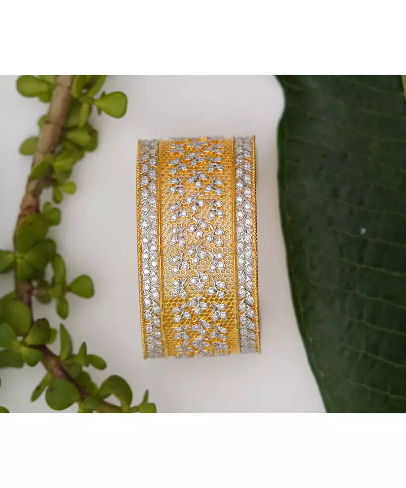 Sangeeta Boochra Silver Bangle With Gold Plating
