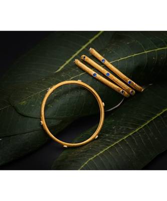 Sangeeta Boochra Silver Bangle With Gold Plating 1