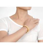 Sangeeta Boochra Silver Bangle With Gold Plating