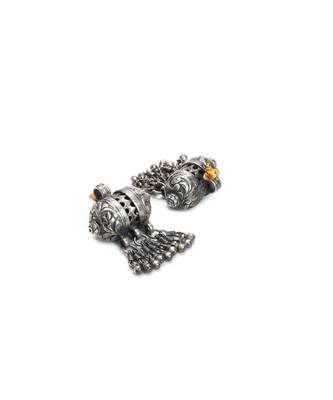Sangeeta Boochra Silver Earrings 4