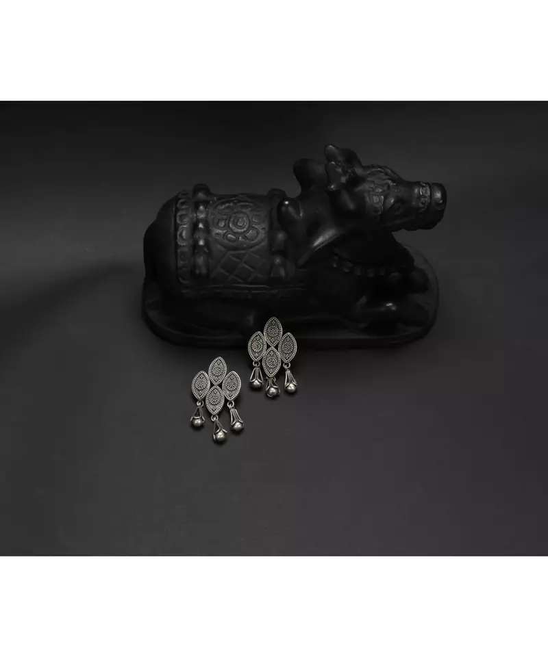 Sangeeta Boochra Silver Earrings