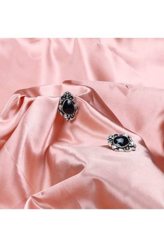 Sangeeta Boochra Silver Earrings