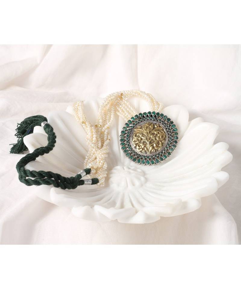 Sangeeta Boochra Silver Necklace