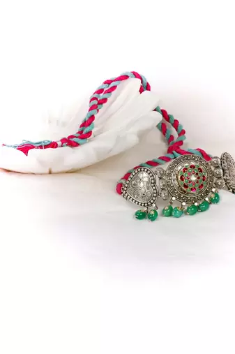 Sangeeta Boochra Silver Choker