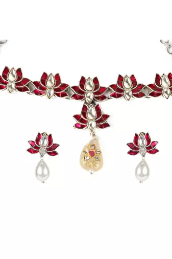 Sangeeta Boochra Silver Necklace And Earrings Set