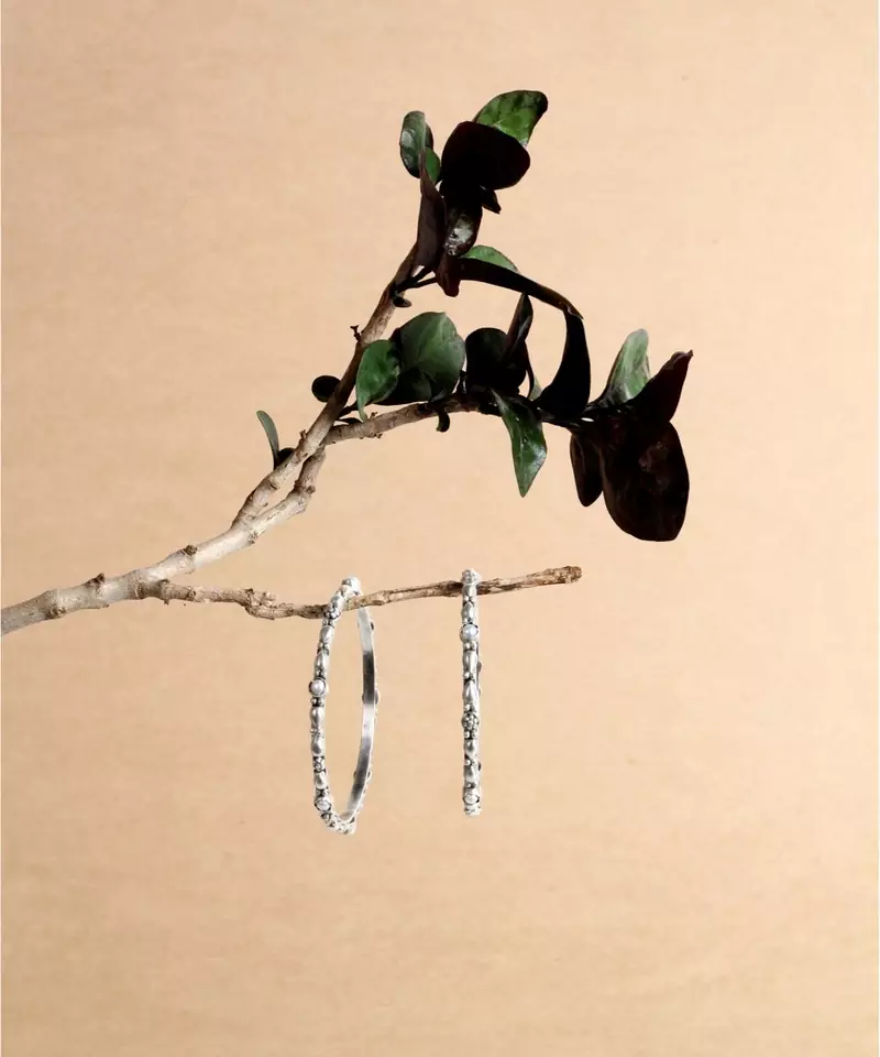 Sangeeta Boochra Silver Bangle