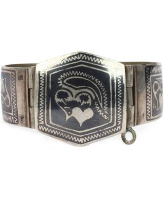 Sangeeta Boochra Silver Bangle 1