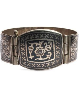 Sangeeta Boochra Silver Bangle 1