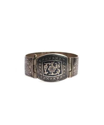 Sangeeta Boochra Silver Bangle 2