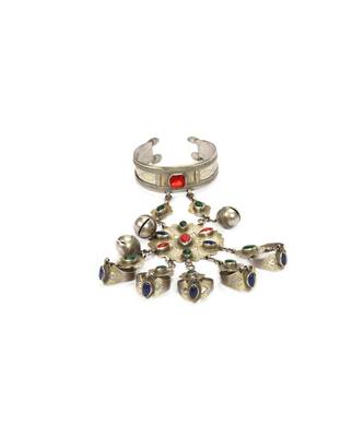 Sangeeta Boochra Silver Hand Harness 2