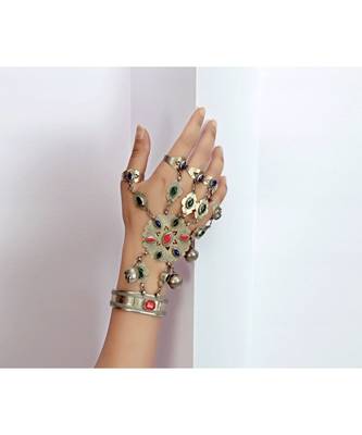 Sangeeta Boochra Silver Hand Harness 4