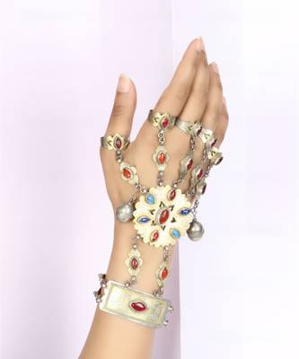 Sangeeta Boochra Silver Hand Harness 5