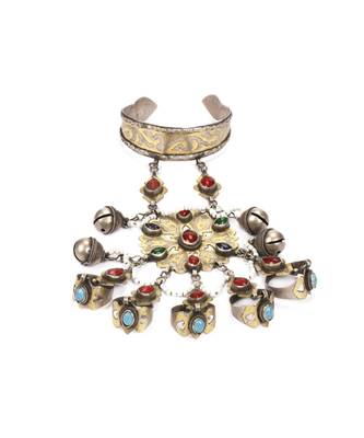 Sangeeta Boochra Silver Hand Harness 2