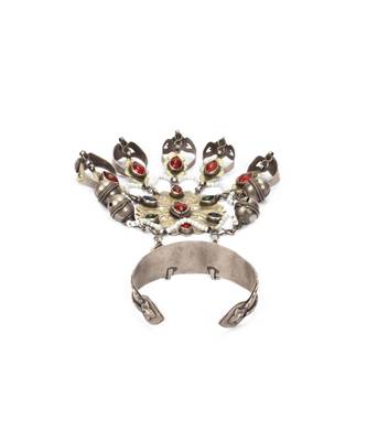 Sangeeta Boochra Silver Hand Harness 5