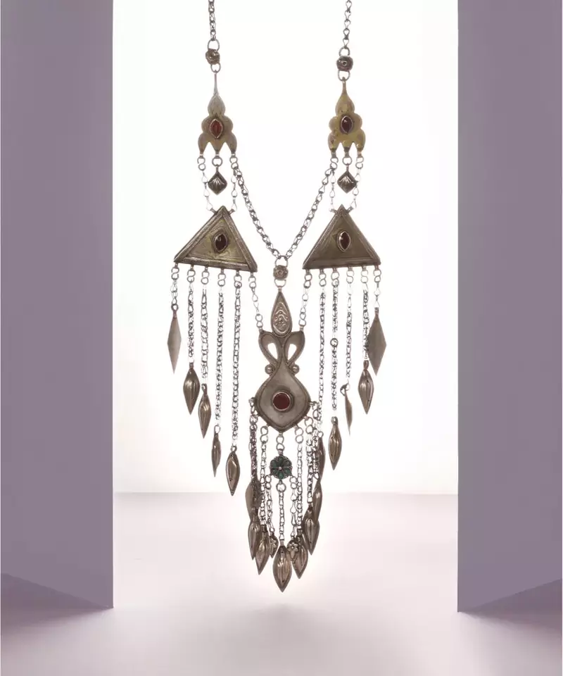 Sangeeta Boochra Silver Necklace