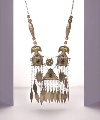 Sangeeta Boochra Silver Necklace 1