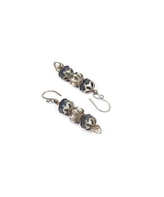 Sangeeta Boochra Silver Earrings 3